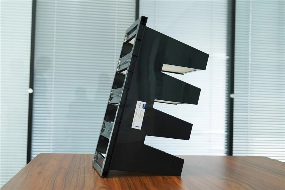 High Capacity Dust V-Shaped Air Filter With Plastic Frame Dense Pleated Fibreglass Paper