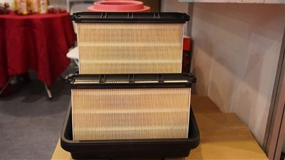 High Quality Air Filter Auto Car Engine Parts Air Filters
